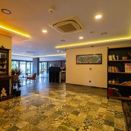 Eleia Iznik Hotel 3*